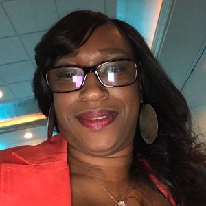 Meet your Posher, Shamika